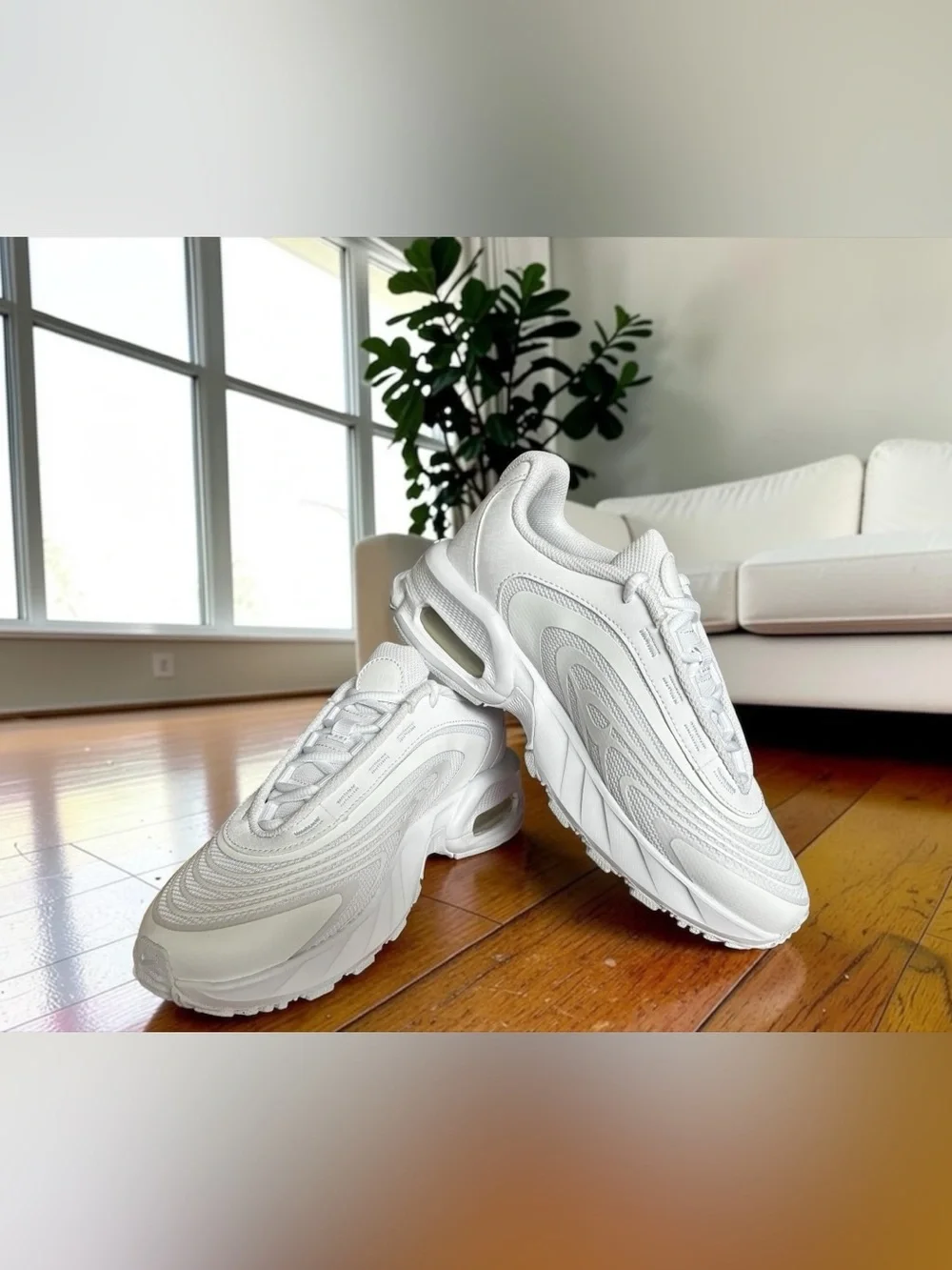 Nike Air Max Fire Women’s Size 7 Brand New